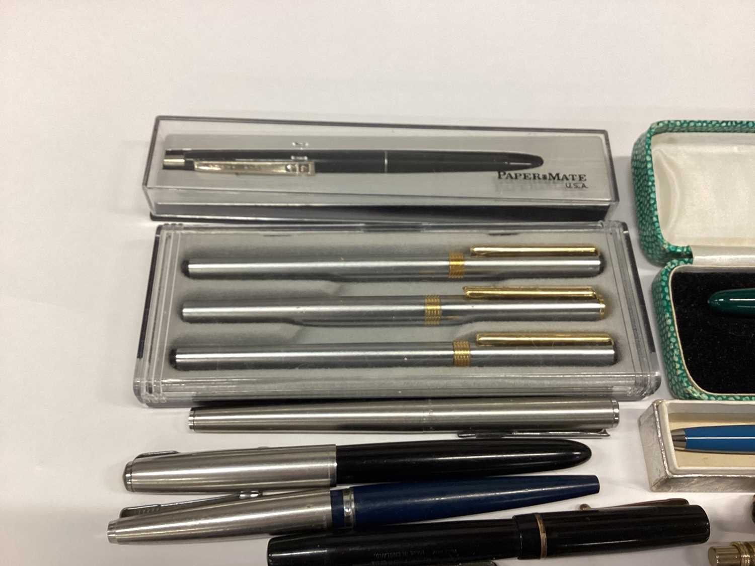 Collection of pens including Conway Stewart Dinkie fountain pen in box, Parker and others - Bild 7 aus 9