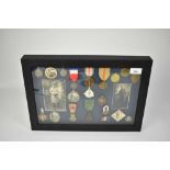 Group of First World War French medals and commemorative medals to include some scarce paper items,