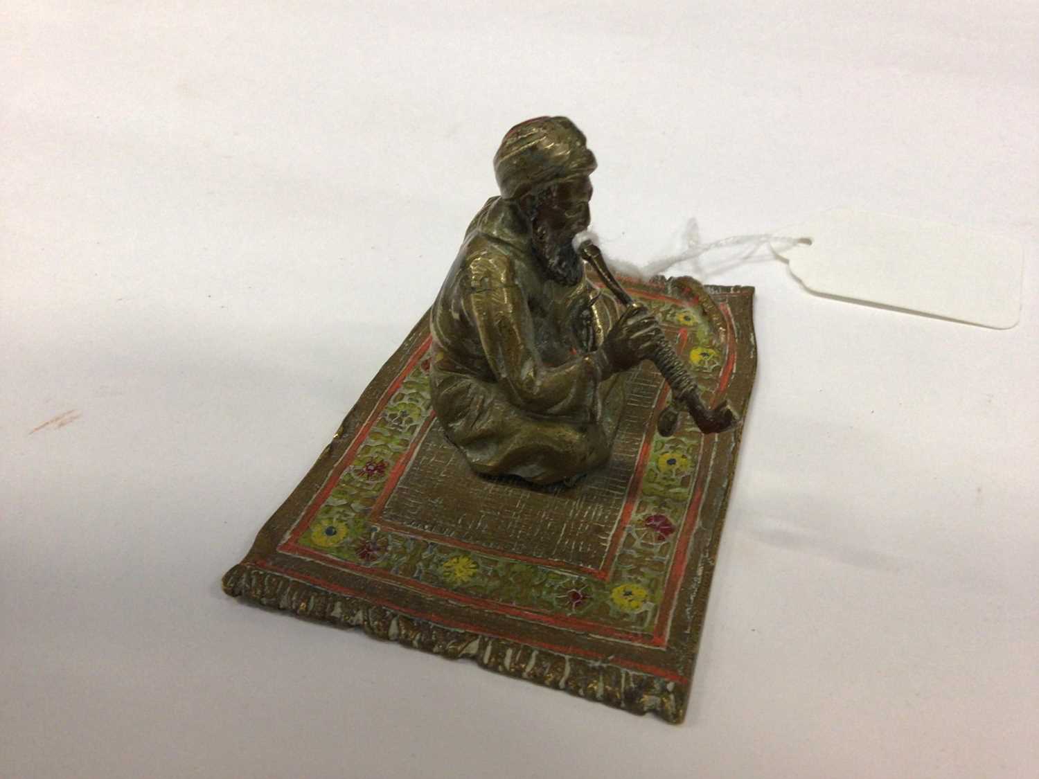 Cold painted bronze figure of an Arab man sitting on a rug smoking, probably Austrian - Image 3 of 3