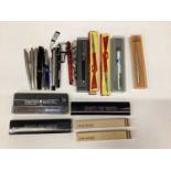 Collection of pens including Conway Stewart Dinkie fountain pen in box, Parker and others