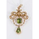 Edwardian 15ct gold peridot and seed pearl open work brooch/pendant