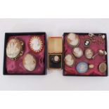 Group of vintage cameo jewellery to include Italian carved lava cameo brooch, carved shell cameos, e