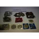 World - Mixed coinage to include Royal Mint silver proof Crowns 1972, 1977, 1981 (N.B. Cased with Ce