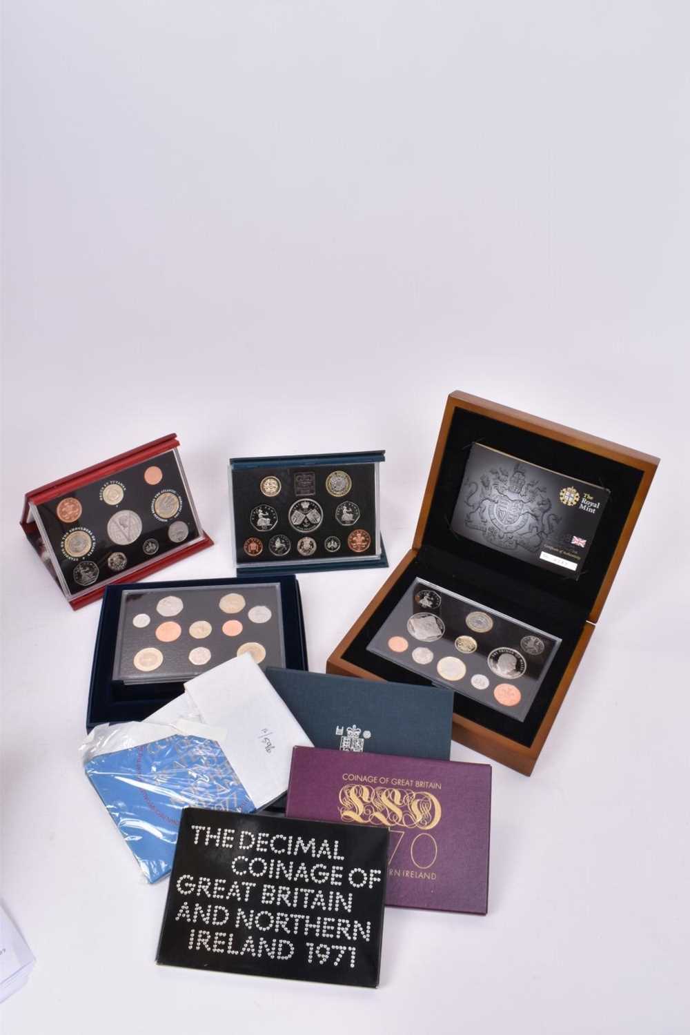 G.B. - Royal Mint mixed proof year set's to include 1970, 1971, 1977, 1996 (Blue case), 1997 (Blue c