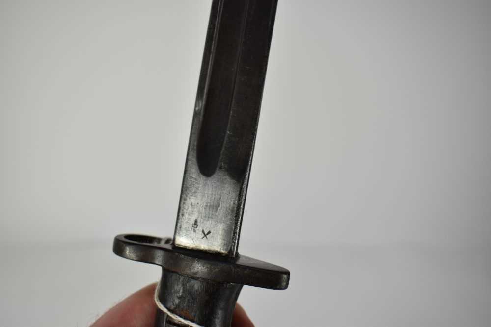 Scarce Siamese 'Tiger Corps' Royal Bodyguard British 1907 Pattern bayonet with stamped Tiger head ma - Image 3 of 4
