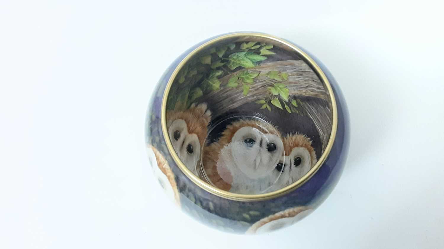 Stephen Smith limited edition hand painted Brockhill Barn Owls vase, 100513, no 4/25, boxed with cer - Image 3 of 4