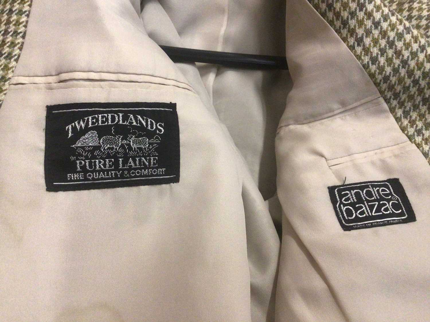 Gentlemen's wool tweed jackets makes include The Highlands, Santinelli Shetland, Andre Balzac Tweedl - Image 6 of 6