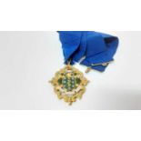 George V 9ct gold and enamel Mayor or Past Mayors neck badge for Buxton, Derbyshire, engraved to rev