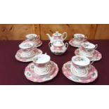 Royal Albert Lady Carlyle six-person tea set, including teapot, sucrier, six tea cups, six saucers a