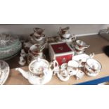 Royal Albert Old Country Roses tea and dinner service - 45 pieces