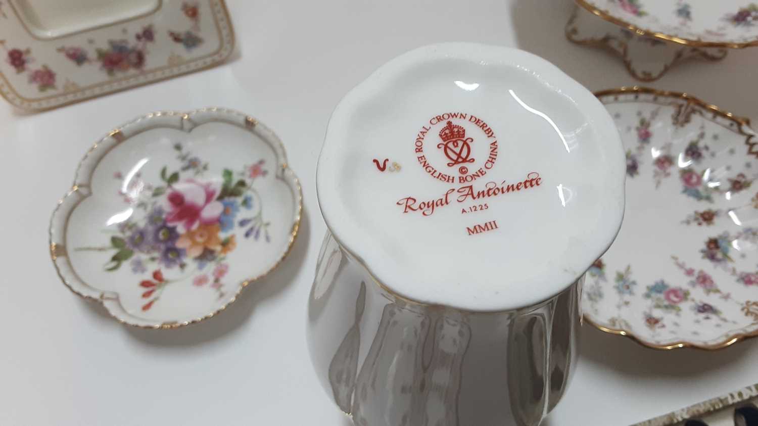 Royal Crown Derby Antoinette pattern china - Image 2 of 2