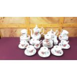 Royal Albert Poinsettia tea, coffee and dinner service - 64 pieces