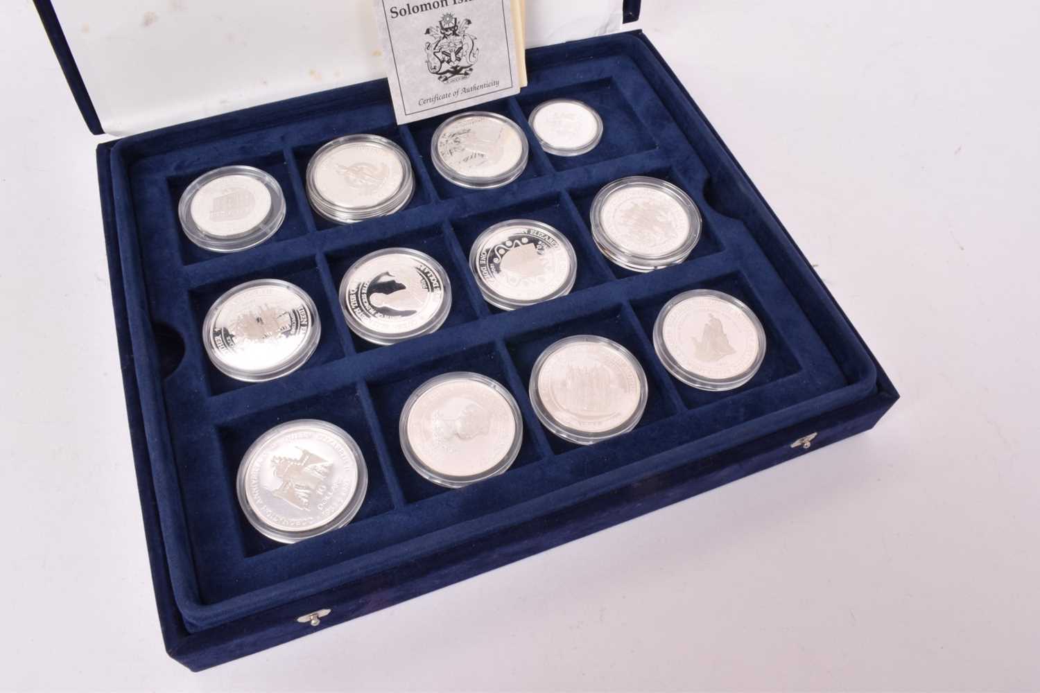 World - Royal Mint issued silver proof coins commemorating 'Lady of the Century' - The Queen Mother - Image 2 of 2