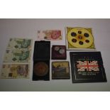 World - Mixed coins, medallions and banknotes to include Royal Mint brilliant UNC sets 1987, 1995, m