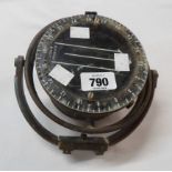 An unmounted gimbal boating compass