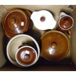 A quantity of kitchenware including Pearsons of Chesterfield stoneware casserole, Poole Pottery