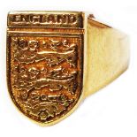 A 375 (9ct.) gold signet ring with England Three Lions panel top - size O - boxed