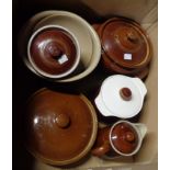 A quantity of kitchenware including Pearsons of Chesterfield stoneware casserole, Poole Pottery