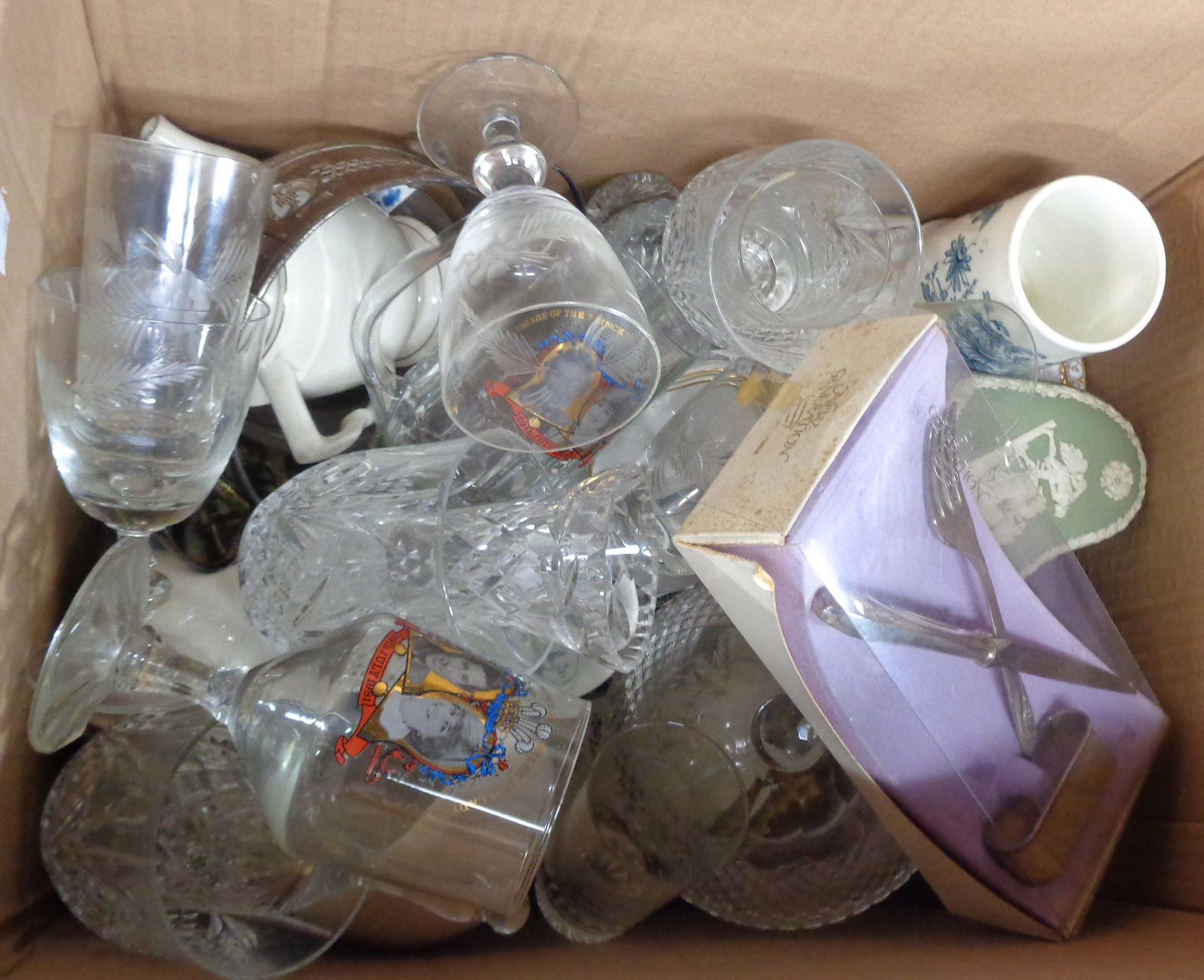 A box containing a quantity of assorted ceramic, glass and collectable items including Wedgwood