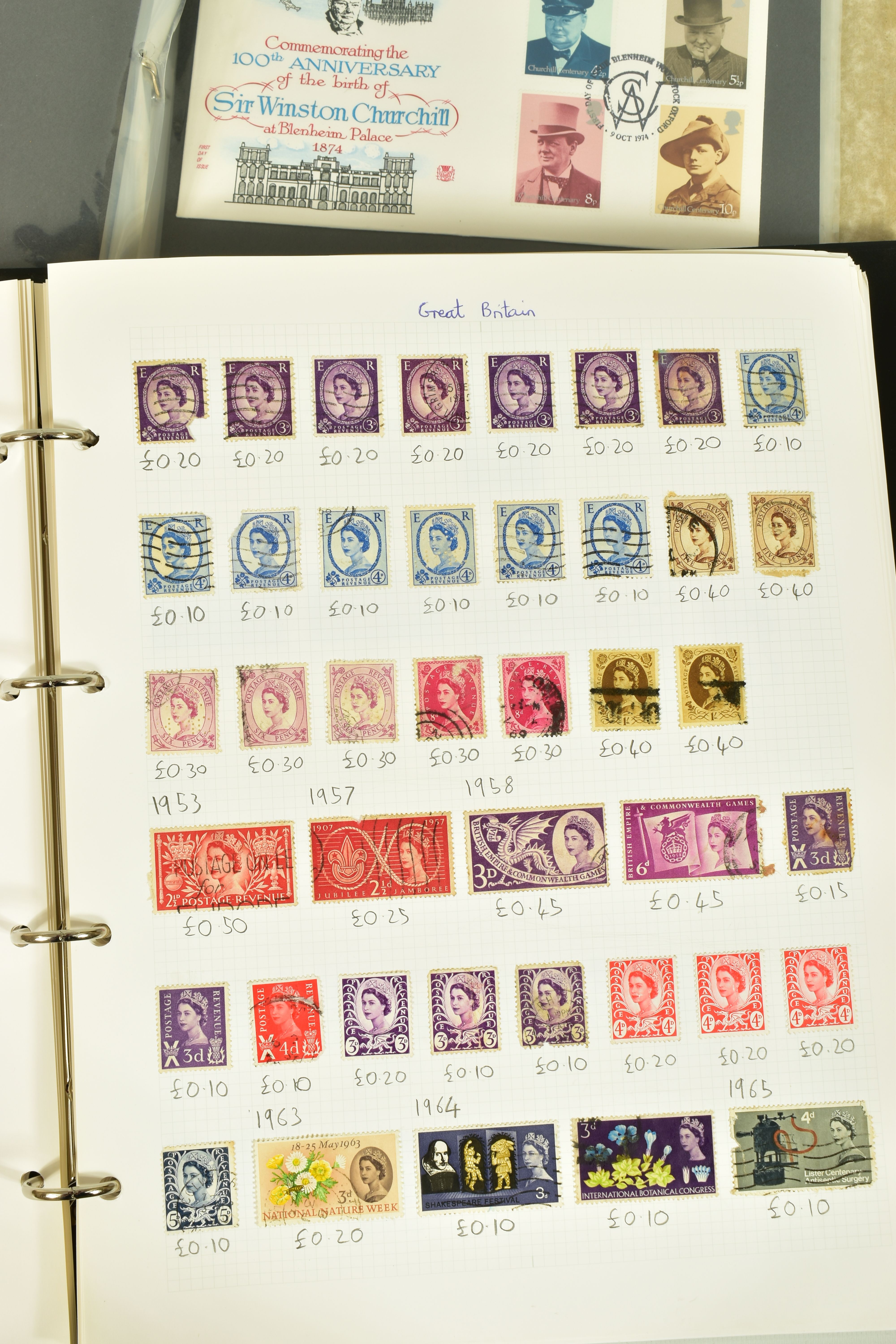 WORLDWIDE SELECTION OF STAMPS IN TWO ALBUMS - Image 5 of 9