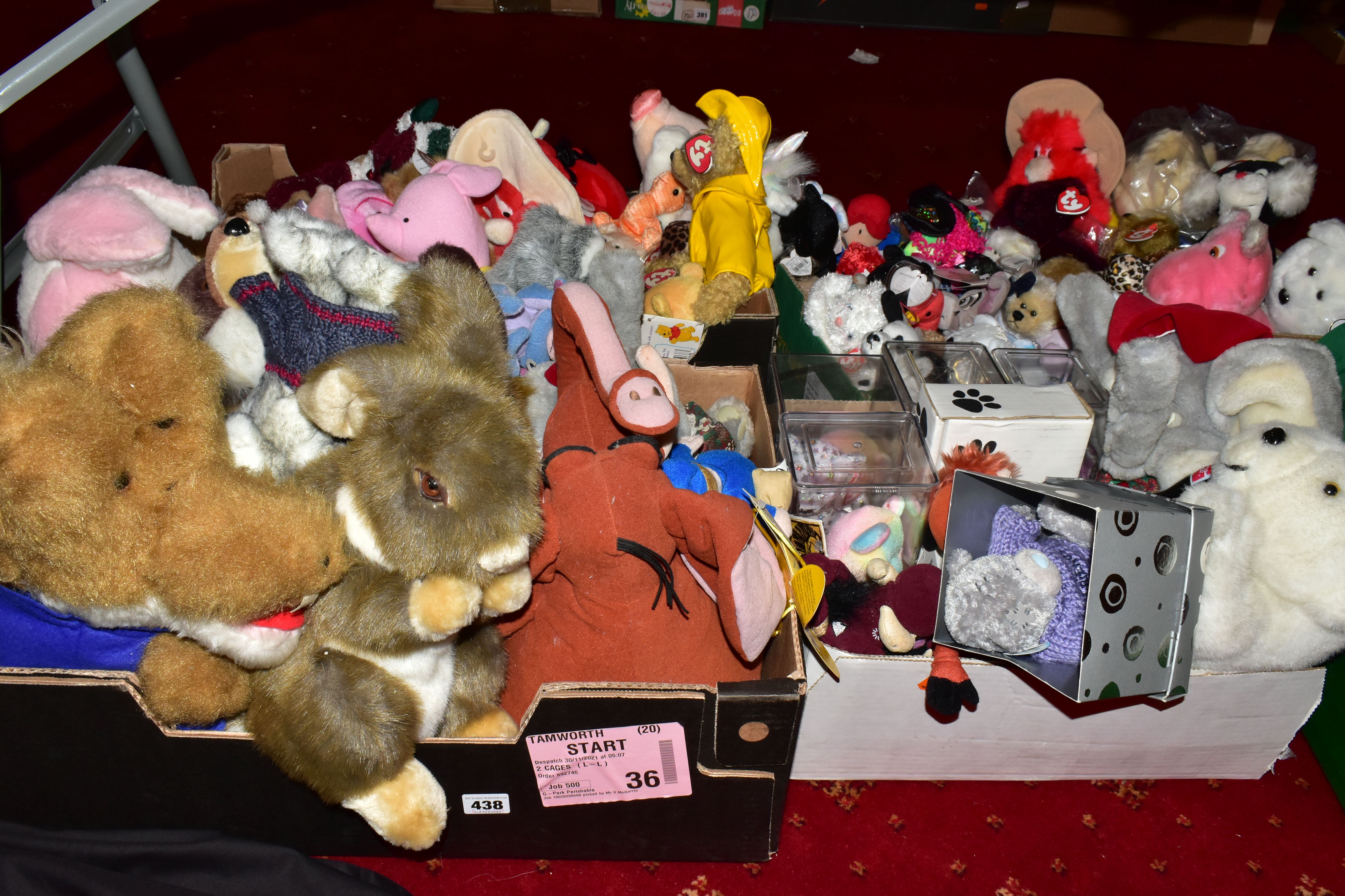 A QUANTITY OF MODERN SOFT TOYS, to include TY Beanie Babies, many with tag and tag protector, Russ