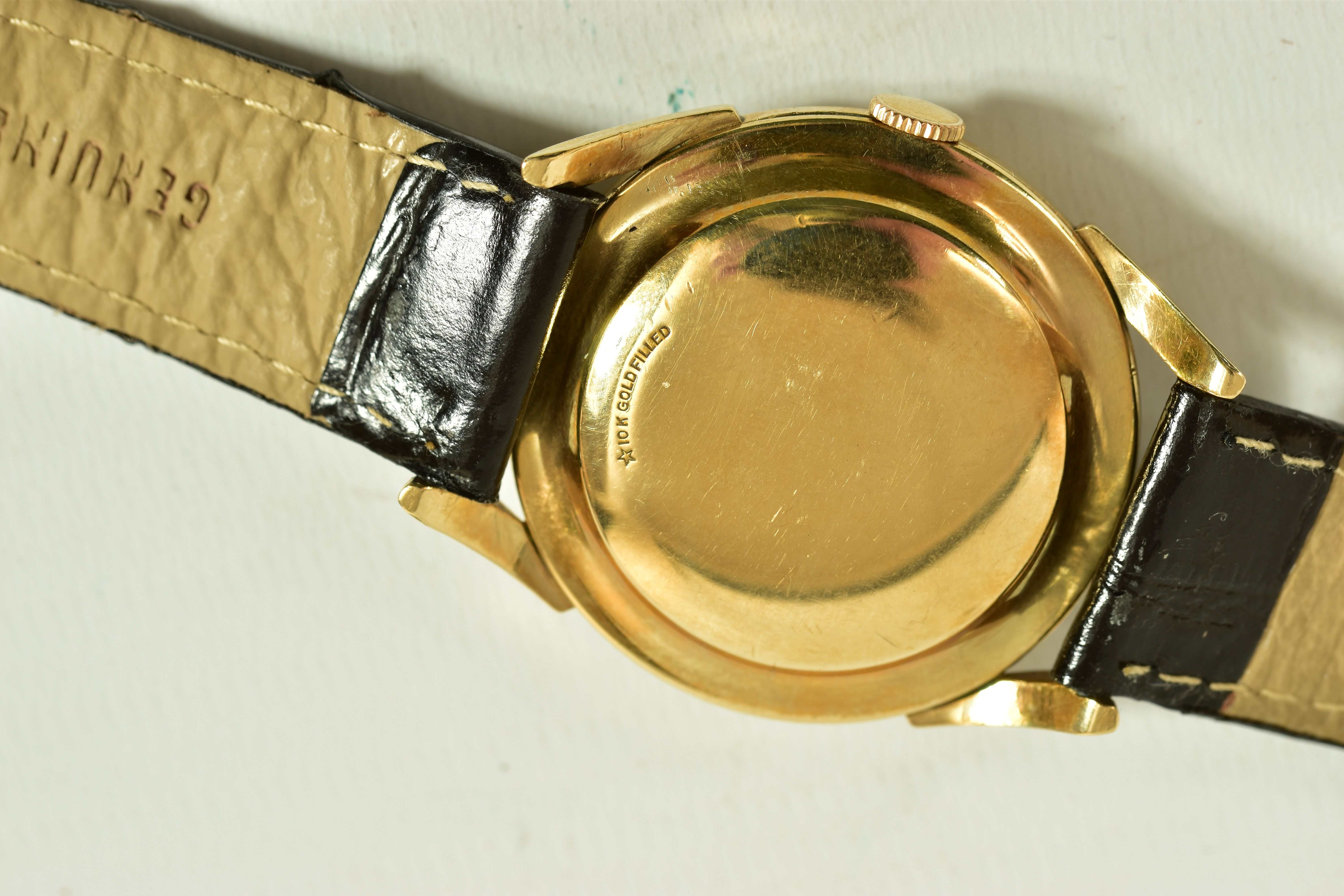 A GOLD FILLED LONGINES AUTOMATIC WRISTWATCH, cream dial with gold coloured square and Arabic numeral - Image 5 of 5