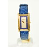 A GUCCI RECTANGULAR 2600M QUARTZ WRISTWATCH, blue and silvered dial with quarterly roman numerals,