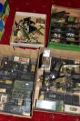 A COLLECTION OF AMER DIECAST AND PLASTIC TANKS AND MILITARY VEHICLES, approx. 1;72 scale, majority