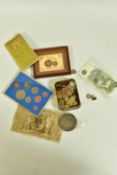 A BOX OF COINS COMMEMORATIVES ETC TO INCLUDE: A Yellow gold stick pin with the letter B , a Framed