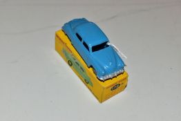 A BOXED DINKY TOYS STUDEBAKER LAND CRUISER, No.172, blue body with fawn hubs, lightly playworn
