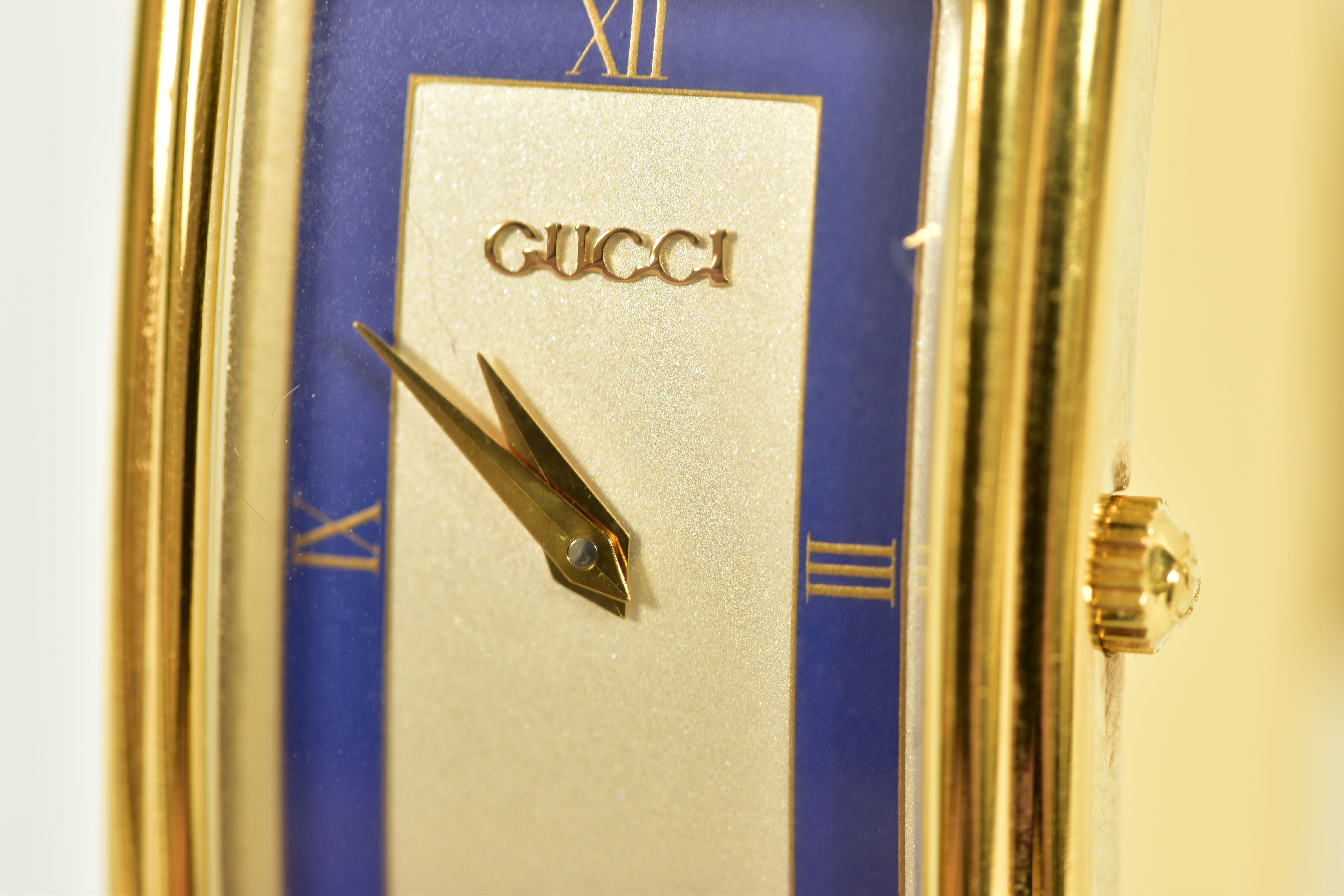 A GUCCI RECTANGULAR 2600M QUARTZ WRISTWATCH, blue and silvered dial with quarterly roman numerals, - Image 2 of 4