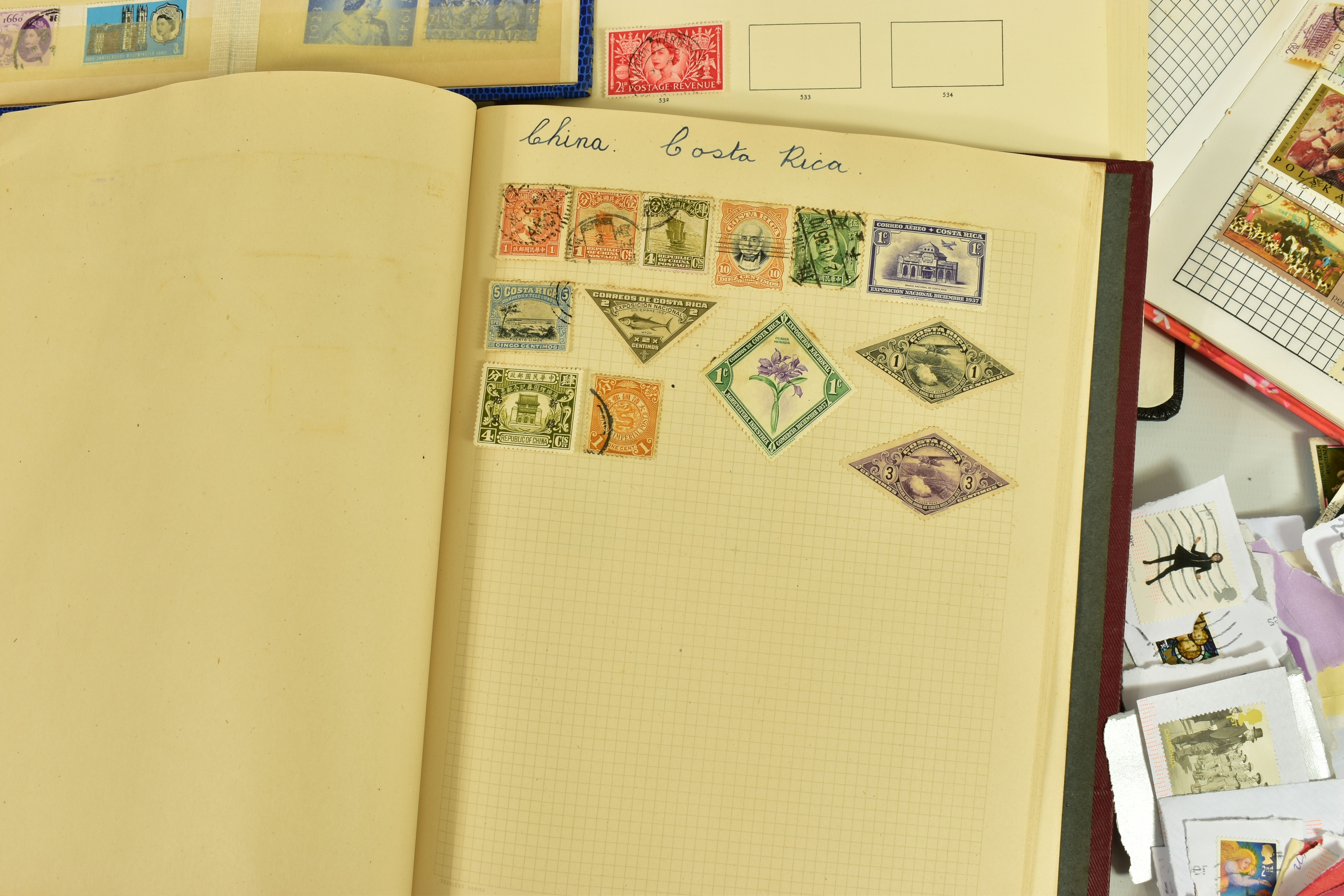 A RANGE OF FIRST DAY COVERS AND WORLDWIDE STAMPS, across a number of albums and loose in tins, the - Image 9 of 31