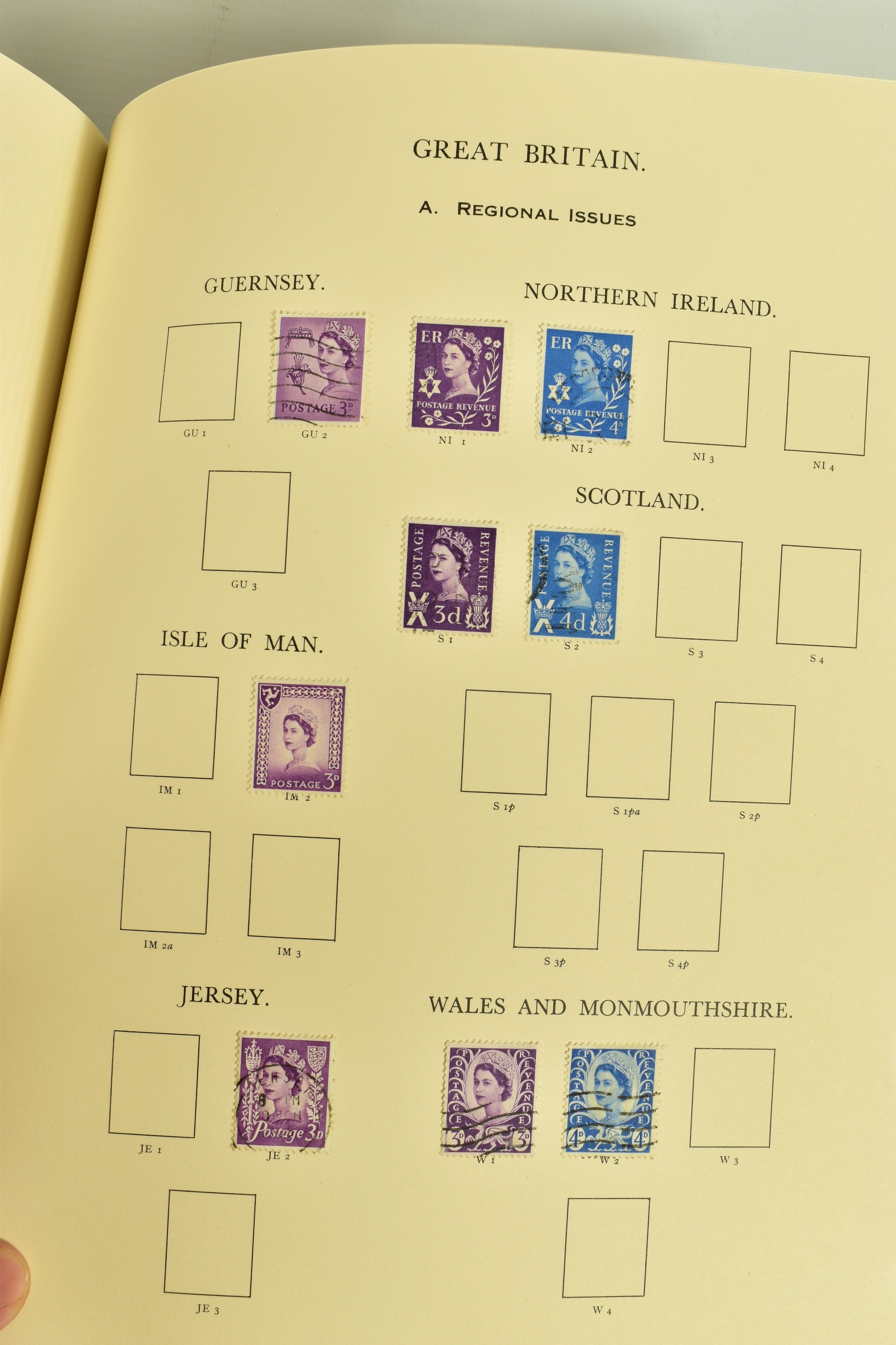 A RANGE OF FIRST DAY COVERS AND WORLDWIDE STAMPS, across a number of albums and loose in tins, the - Image 21 of 31