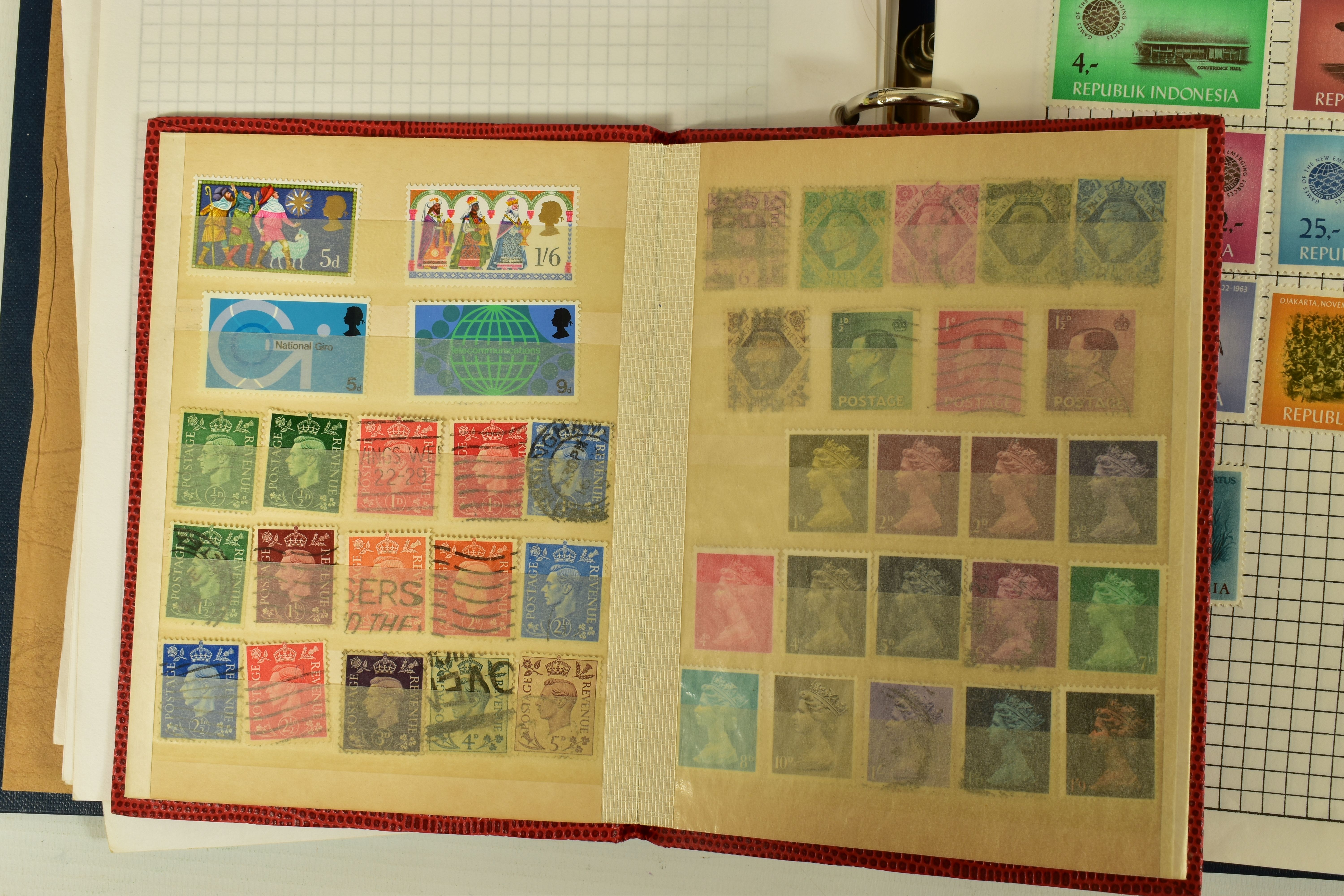 A RANGE OF FIRST DAY COVERS AND WORLDWIDE STAMPS, across a number of albums and loose in tins, the - Image 3 of 31