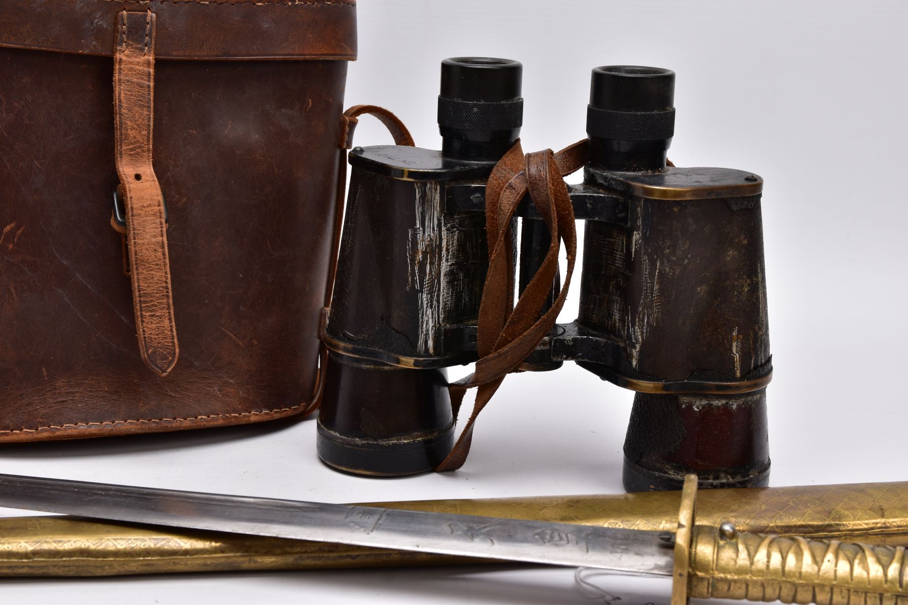 A BROWN LEATHER CASE BOXED PAIR OF BELIEVED IMPERIAL JAPANESE ARMY WWII ERA BINOCULARS, the left - Image 2 of 6