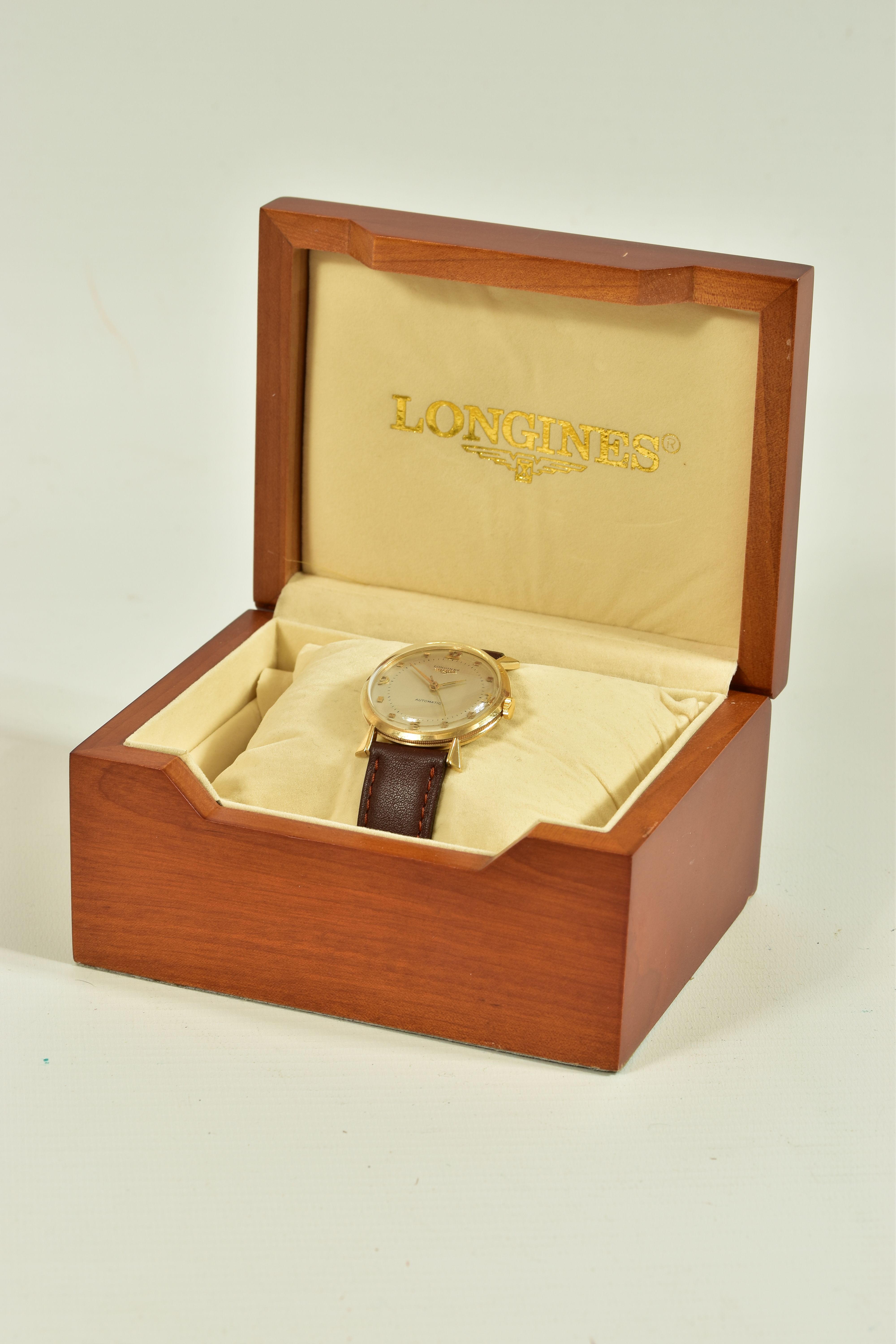 A 14CT LONGINES AUTOMATIC WRISTWATCH, silvered dial with Arabic numeral and dot markers, approximate - Image 6 of 6