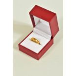 A 22CT GOLD WEDDING BAND RING, of a plain polished band, hallmarked 22ct gold Birmingham, ring