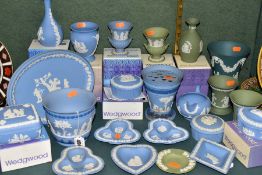 TWENTY TWO PIECES OF WEDGWOOD JASPERWARE, seven are boxed, colours comprise a teal green conical