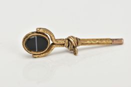 A LATE 19TH CENTURY SWIVEL WATCH KEY FOB, designed as an oval swivel panel set with bloodstone and
