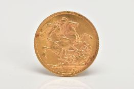 A FULL GOLD SOVEREIGN GEORGE V 1911