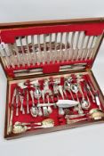 A COMPLETE WOODEN CANTEEN OF CUTLERY, complete with Kings pattern cutlery, knives, forks,