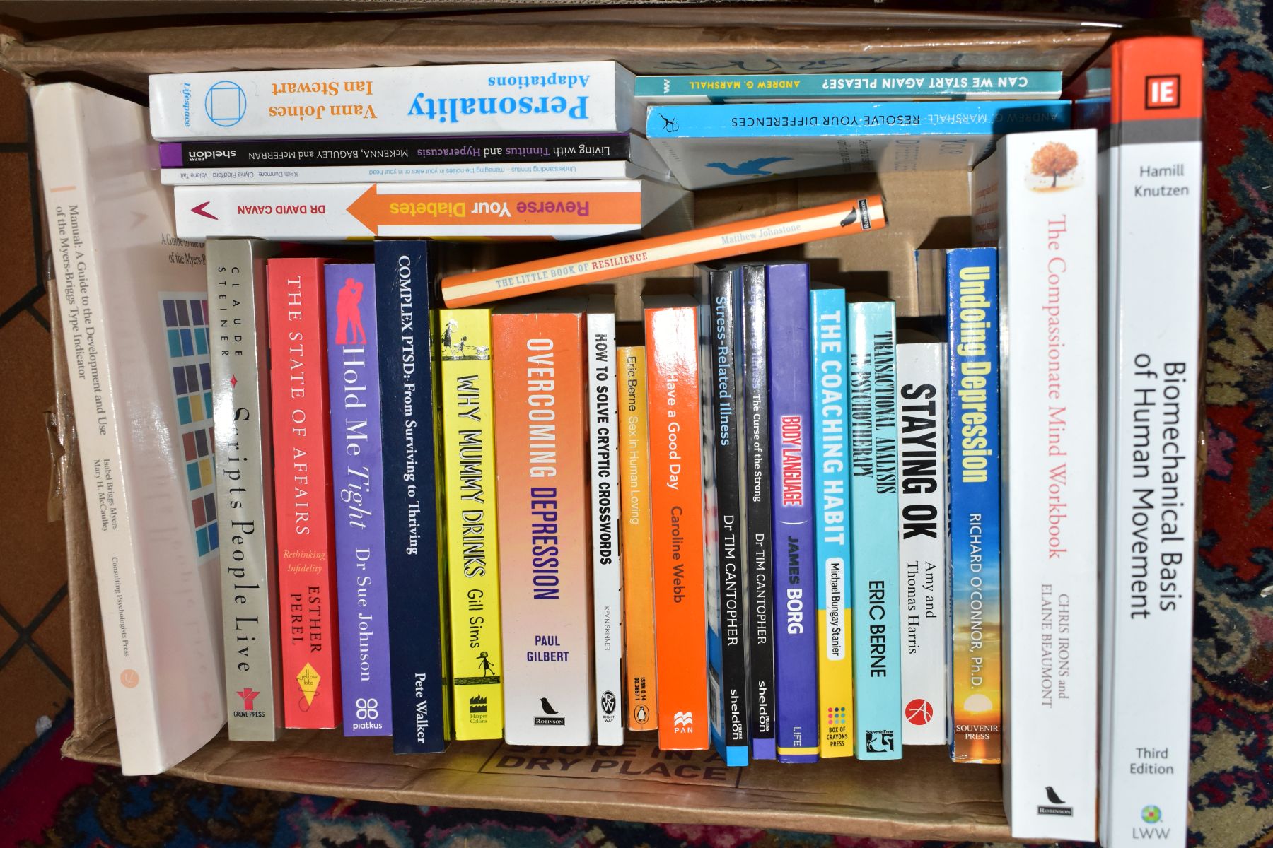 BOOKS, six boxes containing approximately 205 titles mostly concerning health, well-being, diet, - Image 5 of 7