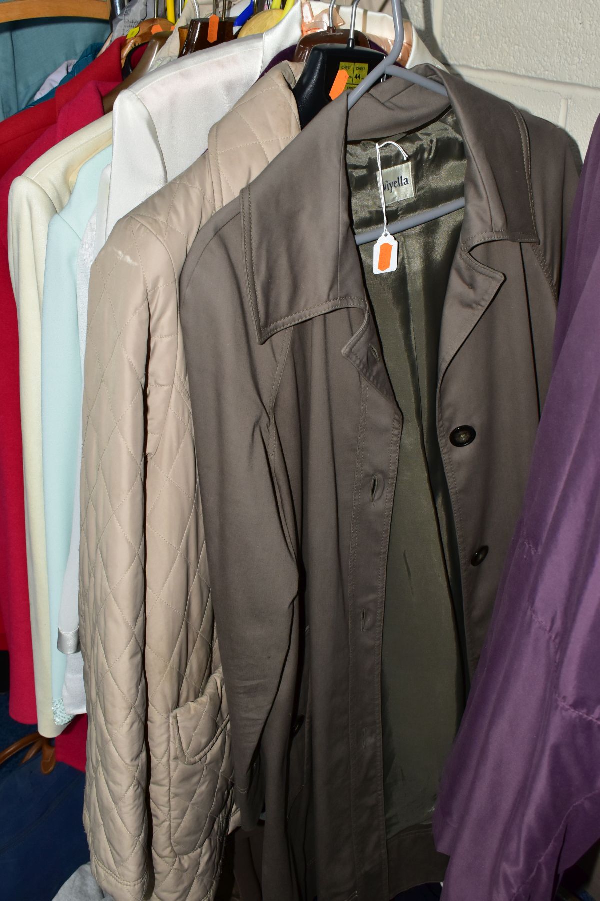 A QUANTITY OF LADIES CLOTHING ETC, to include coats, jackets blouses and jumpers etc brands - Image 3 of 14