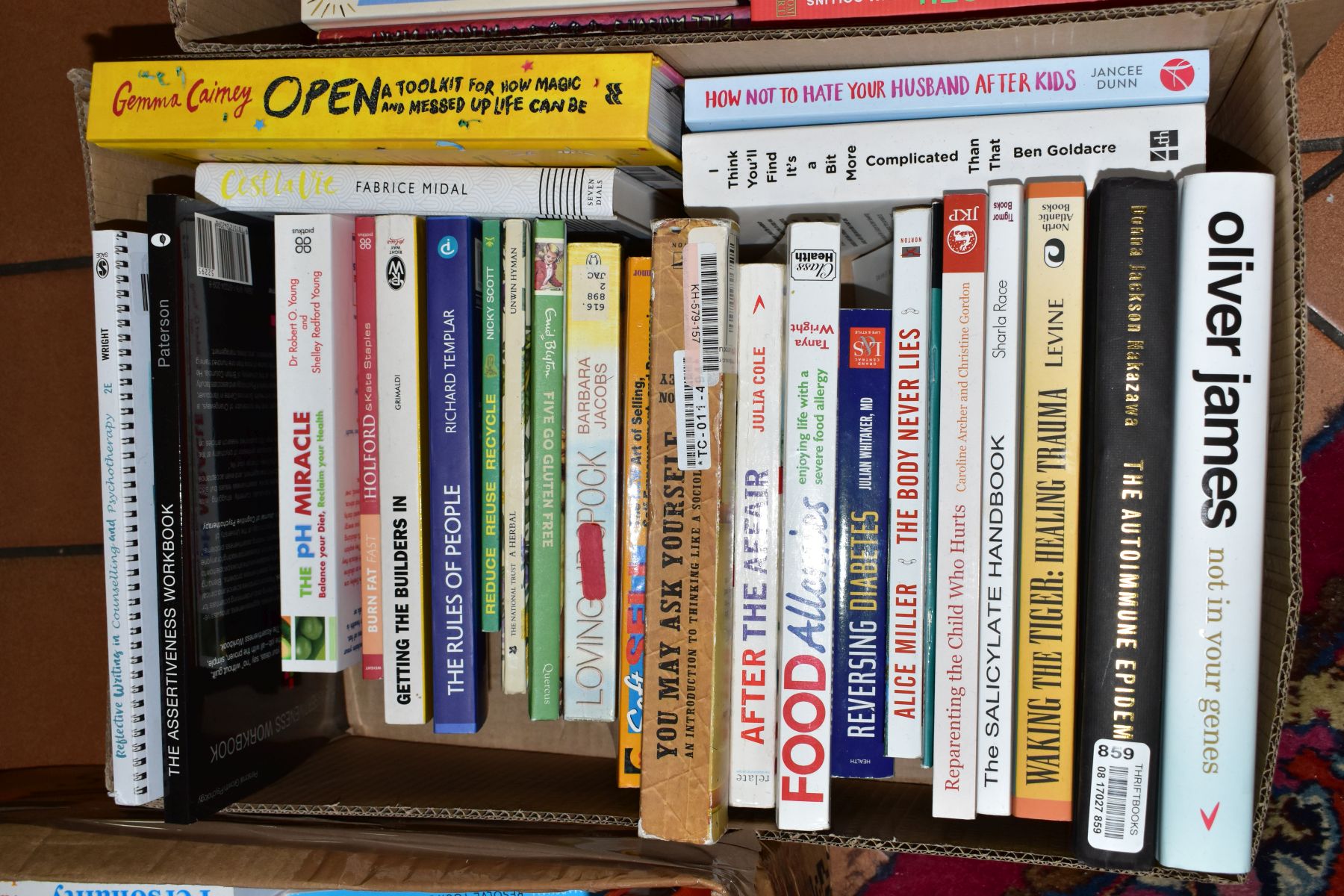 BOOKS, six boxes containing approximately 205 titles mostly concerning health, well-being, diet, - Image 4 of 7