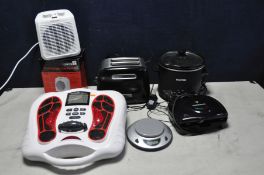A COLLECTION OF ELECTRICALS to include a Circulation Maxx circulation booster, a Kitchen Aid