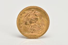 A GEORGE V FULL GOLD SOVEREIGN 1914