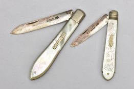 TWO SILVER FRUIT KNIVES, the first fitted with a silver blade hallmarked 'Thomas Marples'