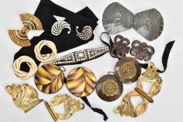 A SELECTION OF EARLY TO MID 20TH CENTURY BELT BUCKLES, ten buckles in total of various designs,