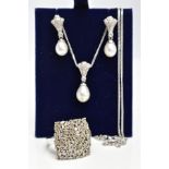A SILVER CULTURED PEARL NECKLACE AND EARRING SET AND A DIAMOND DRESS RING, a silver necklace with