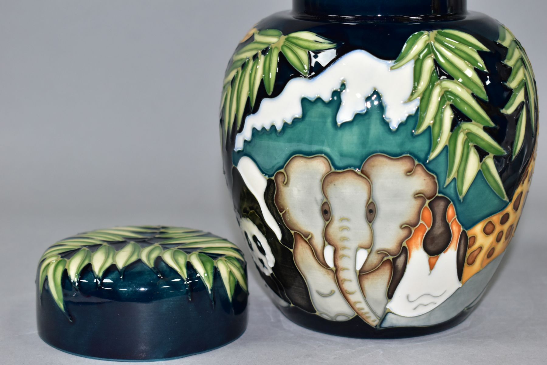 A MOORCROFT POTTERY GINGER JAR, Noahs Ark designed by Rachel Bishop exclusively for Members - Image 7 of 8